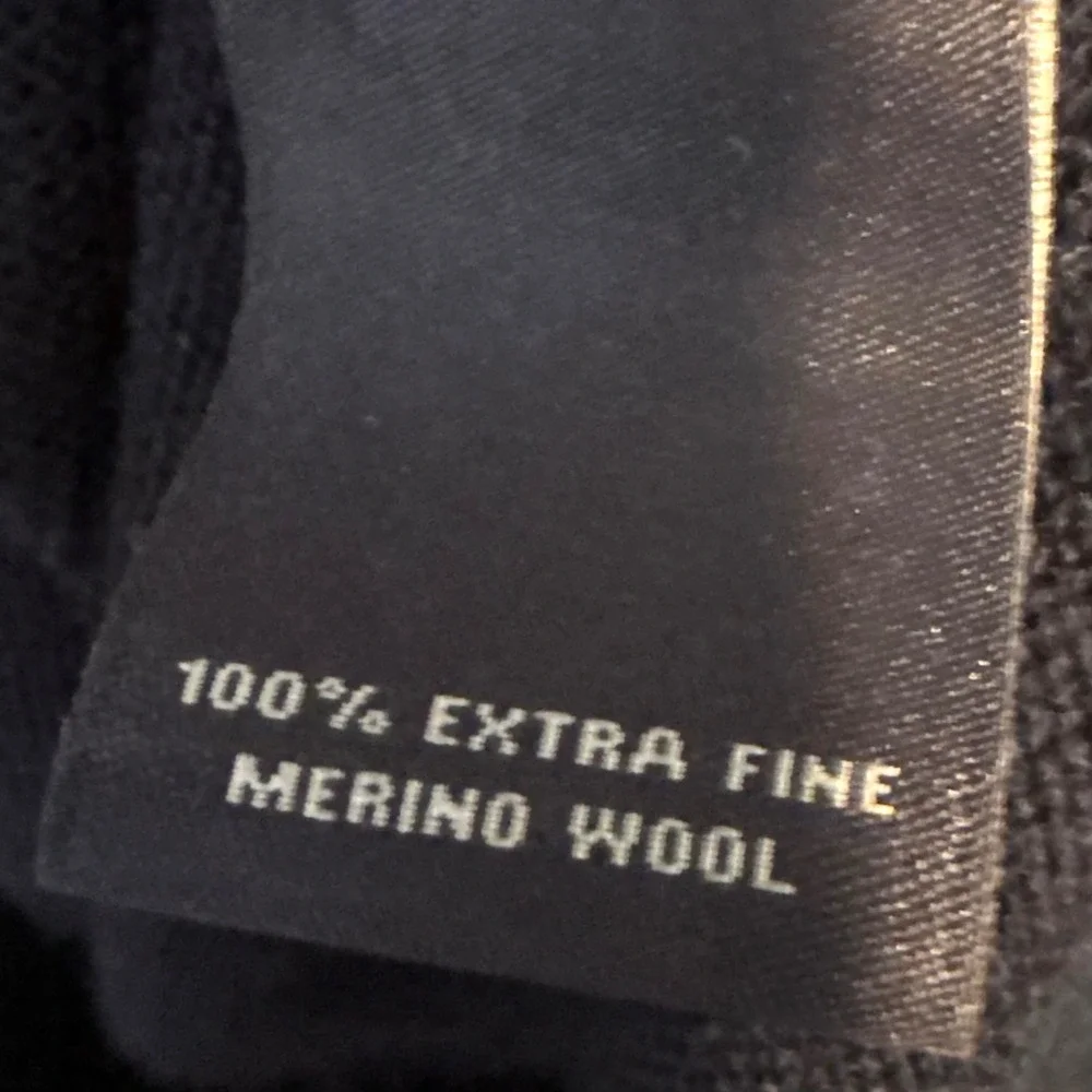 Hart Schaffner Marx Men's Navy Extra Fine Merino Wool Crewneck Sweater in Size L